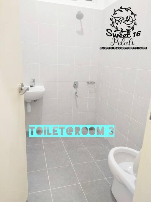 Sweet 16 Pelali Homestay 边佳兰 外观 照片