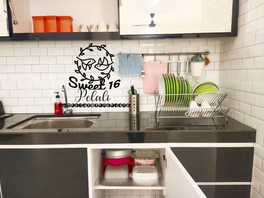 Sweet 16 Pelali Homestay 边佳兰 外观 照片