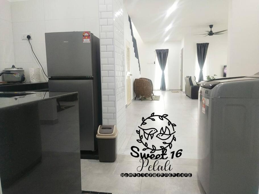 Sweet 16 Pelali Homestay 边佳兰 外观 照片